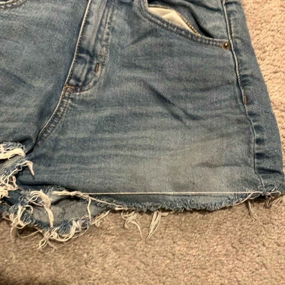 Universal Thread Blue Denim Shorts - Picture 3 of 8